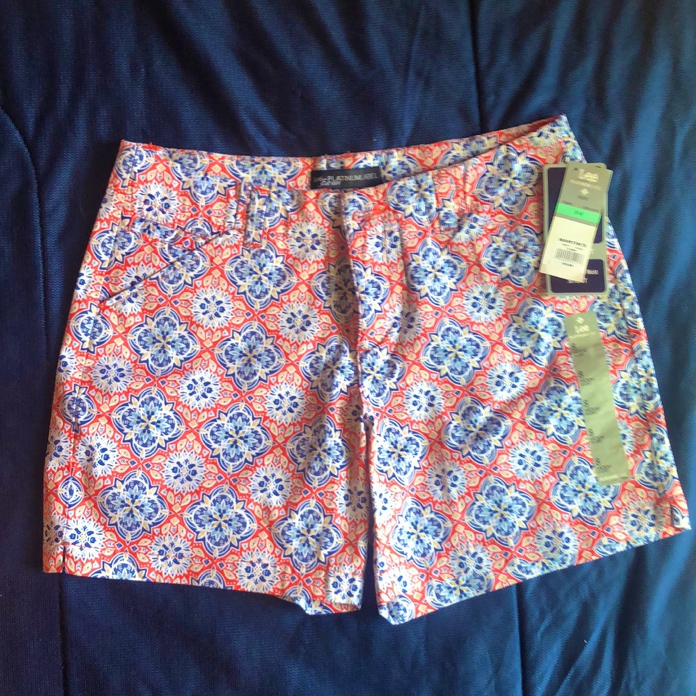 Lee Platinum Label Midrise fit shorts